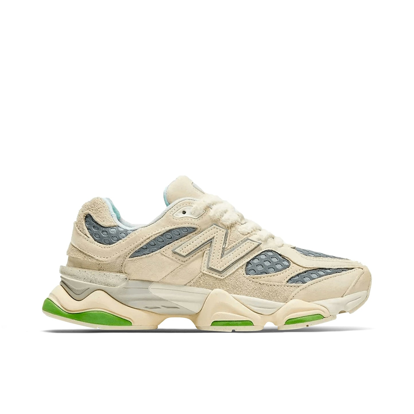 New Balance
x Bricks & Wood baskets 90/60