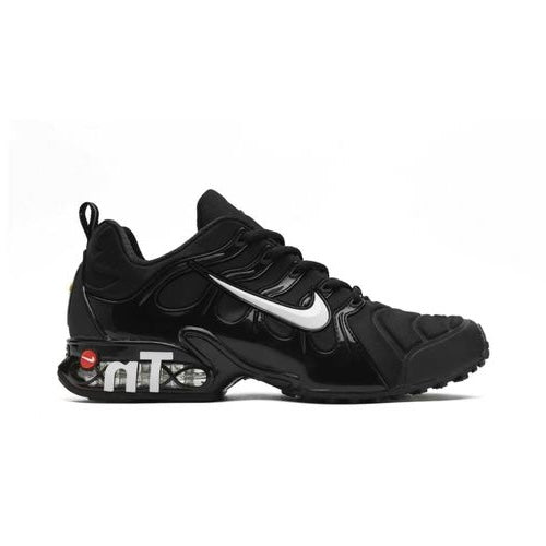 Airmax Tn drift black white sneakers