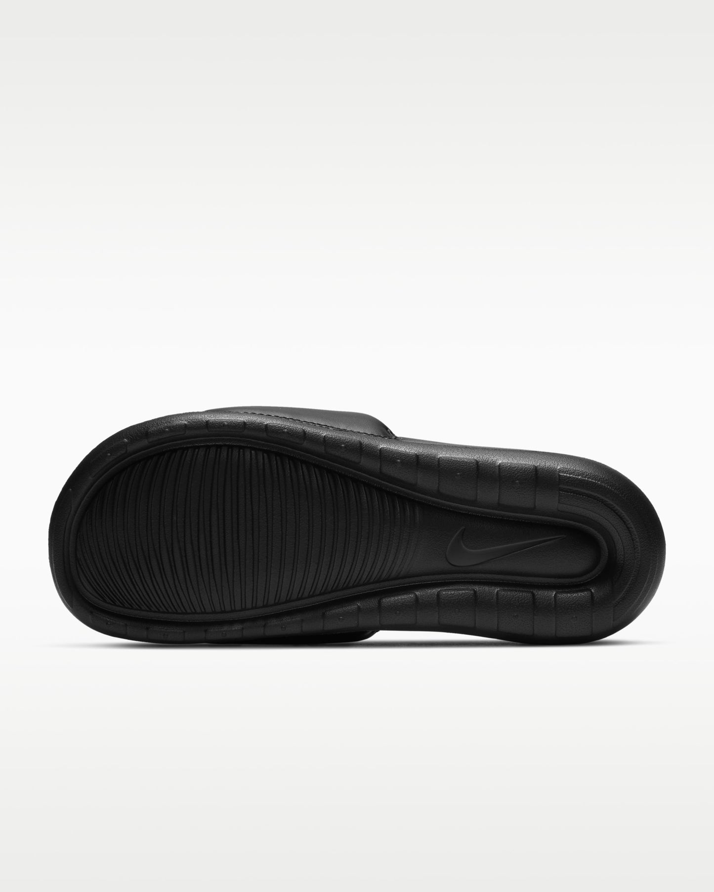 Nike Victori One
Sandales all black