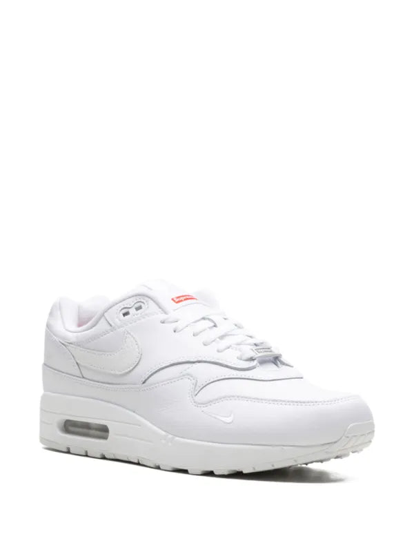 Nike
x Supreme baskets Air Max 1 '87 SP 'Triple White'