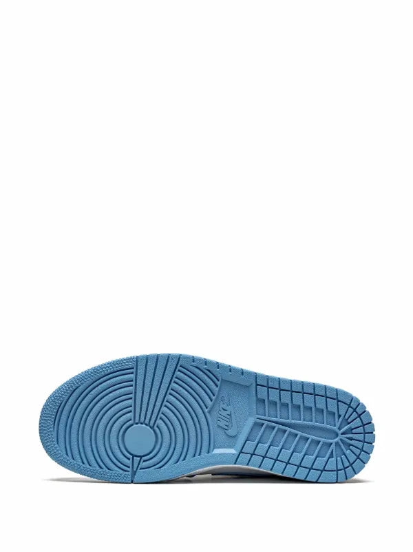 Air Jordan 1 UNC