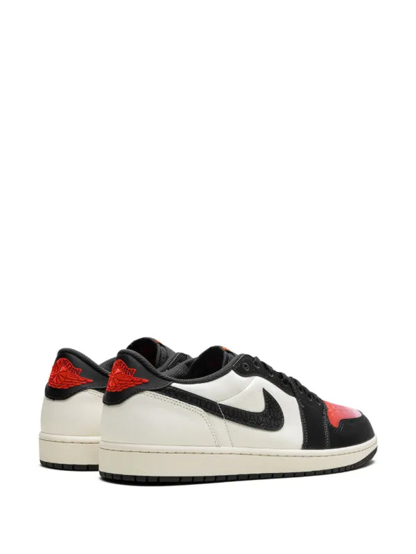 Air Jordan 1 'Paris Saint-Germain'