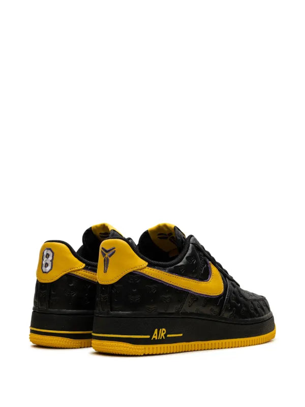 Nike x Kobe Bryant baskets Air Force 1 'Lakers Away - Black/Varsity Maize/Varsity Purple'
