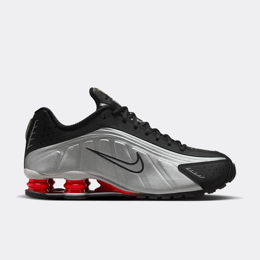 NIKE SHOX R4