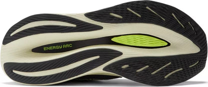 New Balance FuelCell SuperComp Trainer v2