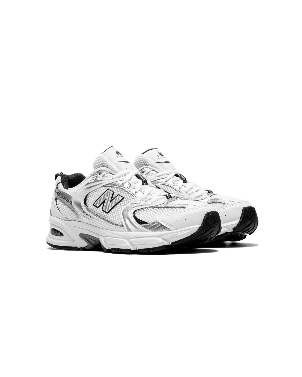 NEW BALANCE
530