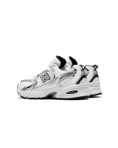 NEW BALANCE
530