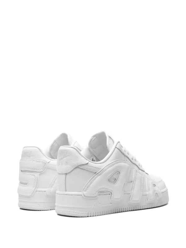 Nike
x CPFM baskets Air Force 1 'Triple White'