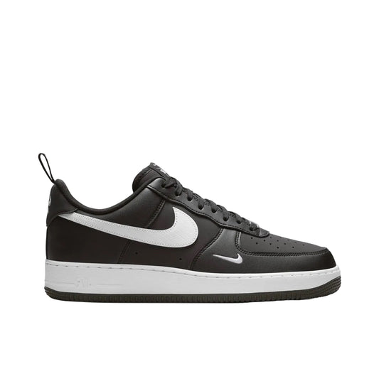 Nike Air Force 1 '07 Tech Ess Noir / Blanc