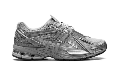 New Balance 1906A Concrete Silver Metallic