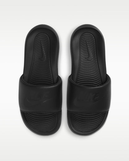 Nike Victori One
Sandales all black