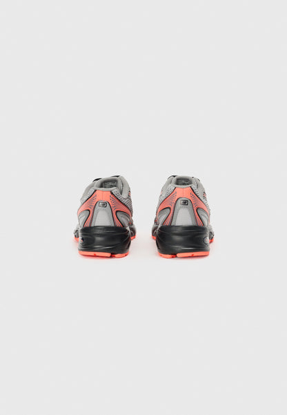 New balance 740 UNISEXE - Baskets basses - couleur argent