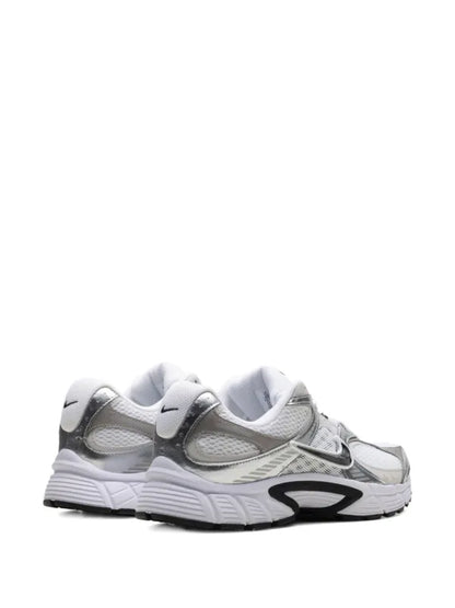Nike V5 RNR 'White Vast Grey College Black'
