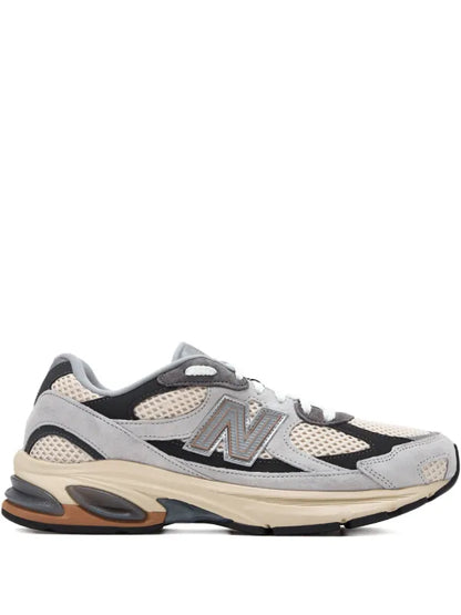New balance à empiècements (2010)
