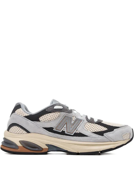 New balance à empiècements (2010)