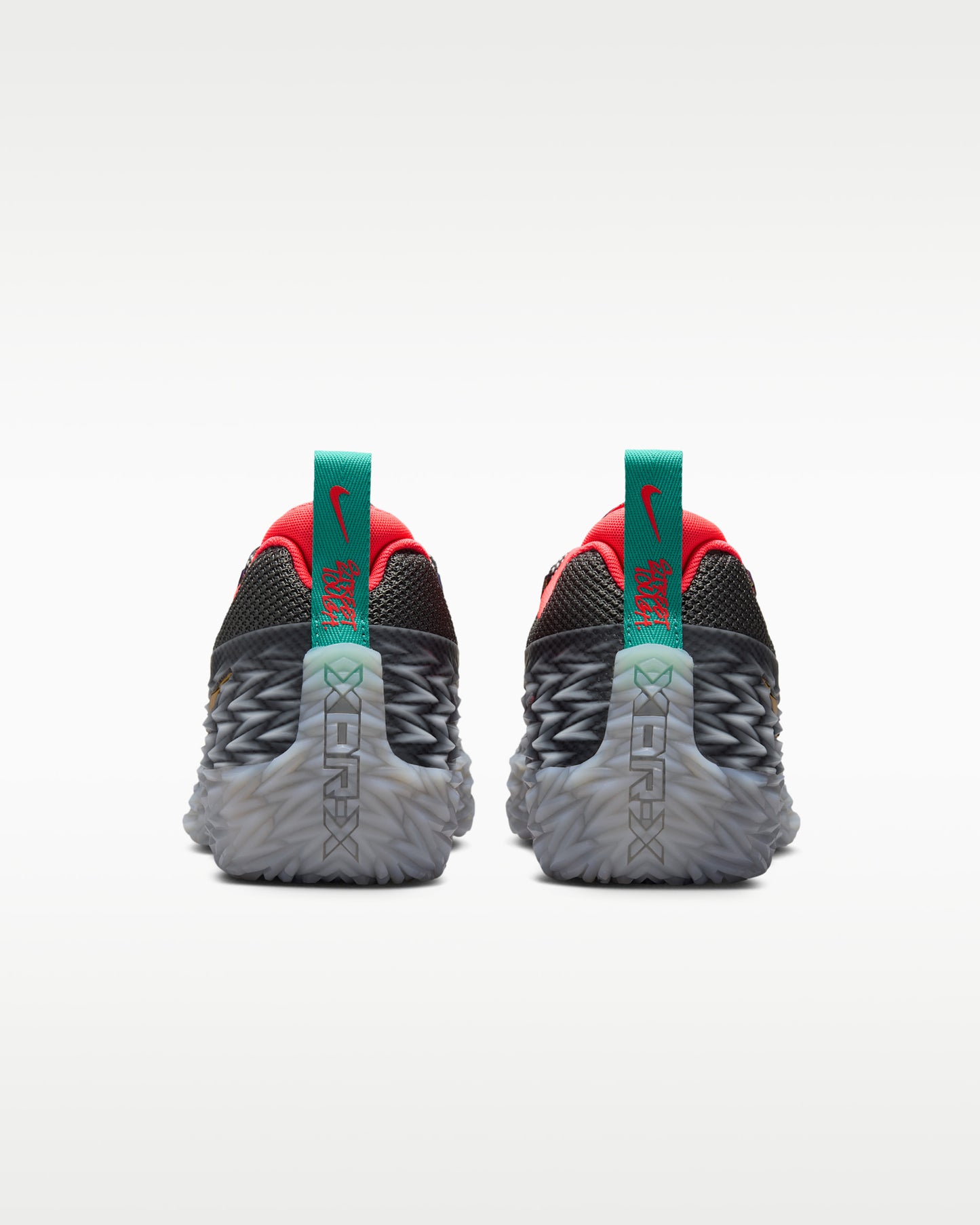Nike ST Charge
Chaussures de basketball