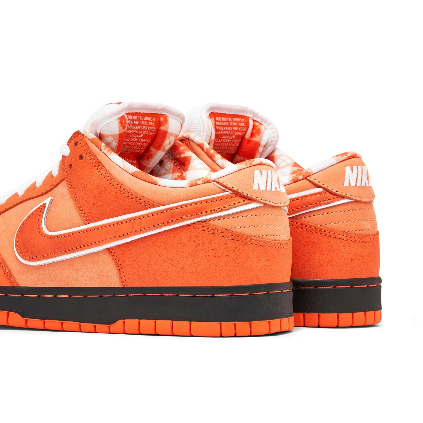 Nike
baskets SB Dunk Low "Concepts Orange Lobster Special Box"