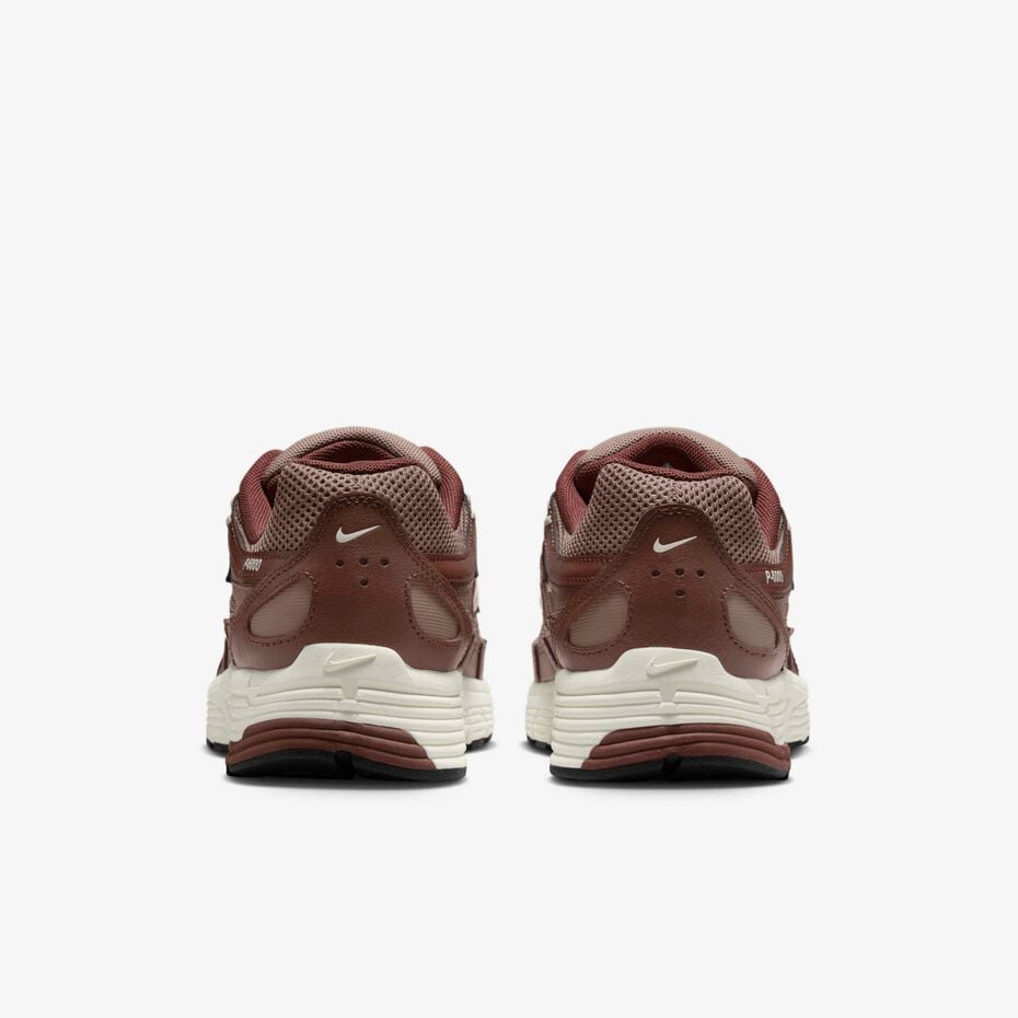 Nike P-6000
Women's Shoes