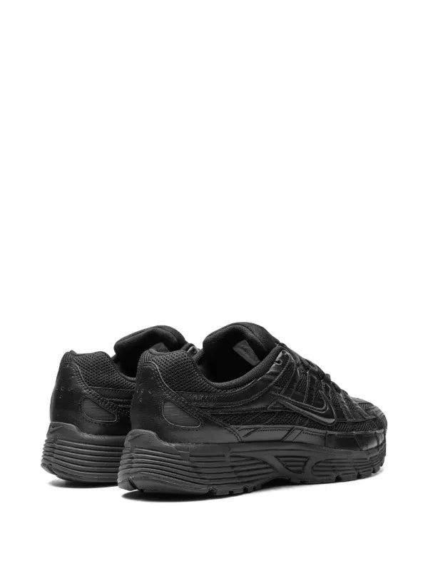 Nike
baskets P-6000
