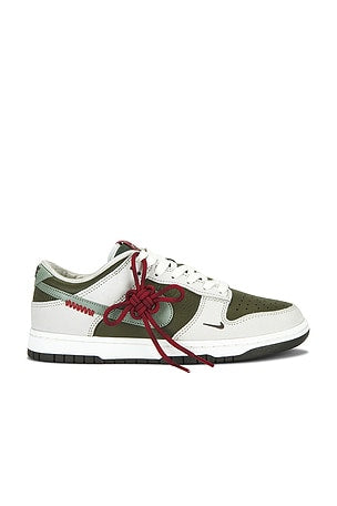 Nike Dunk Low Retro Sneakers en Medium Olive, Jade Horizon, Sail, & Ironstone