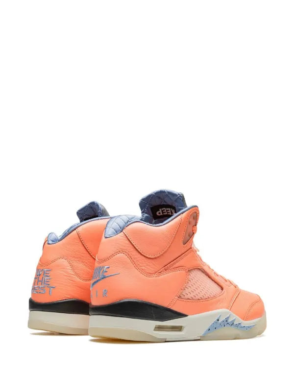 Jordan
x DJ Khaled baskets Air Jordan 5 'We The Best'