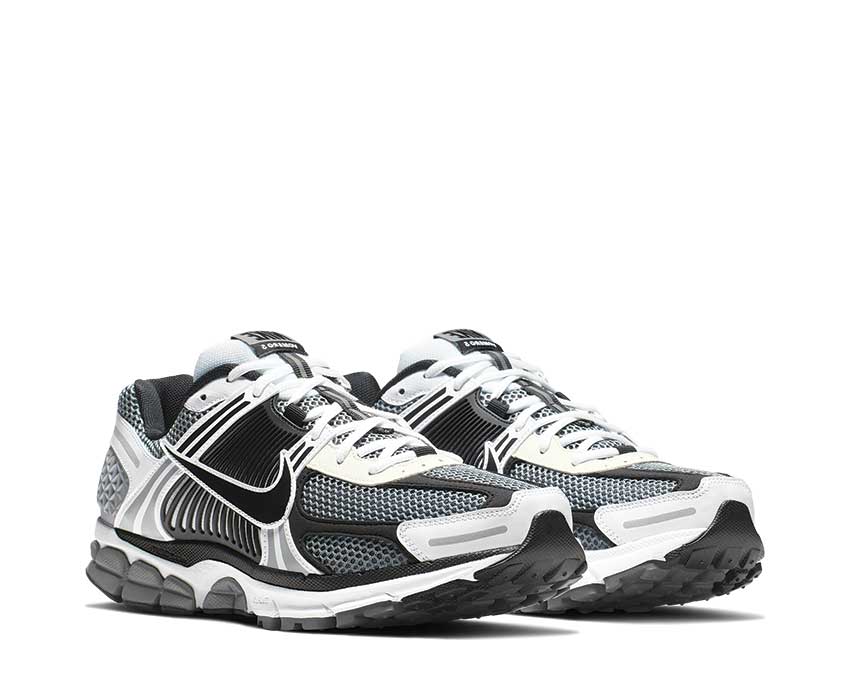 NIKE ZOOM VOMERO 5 SE SP DARK GREY
