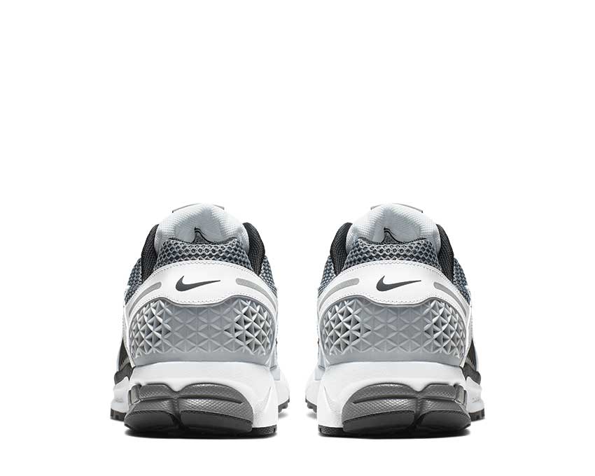 NIKE ZOOM VOMERO 5 SE SP DARK GREY