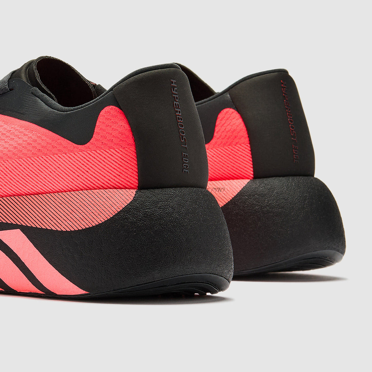 adidas Hyperboost Edge
Turbo carbone/solaire/turbo solaire