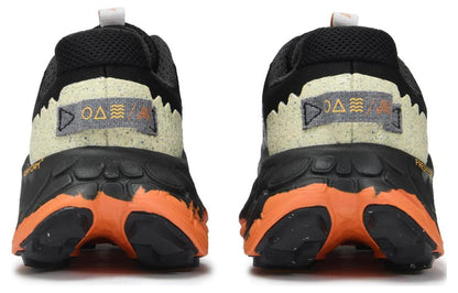 New balance Fresh Foam X More Trail v3 'Black Cayenne'