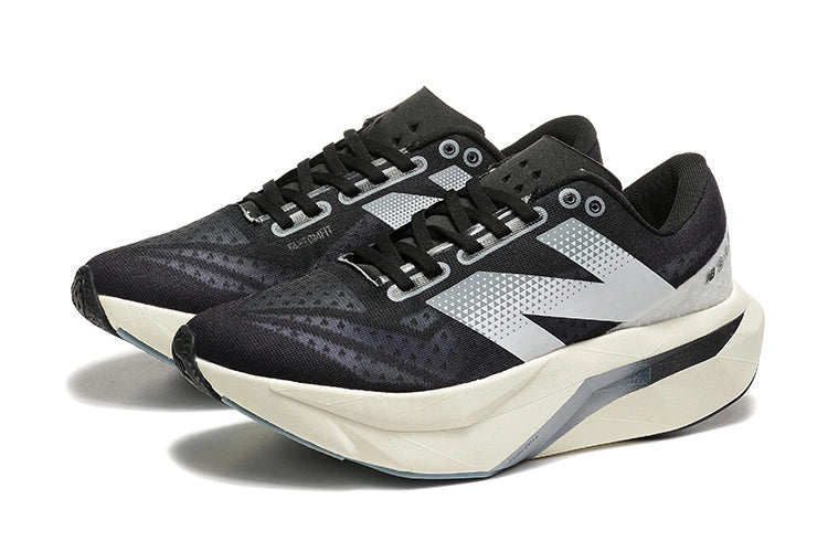 New Balance FuelCell Rebel v4