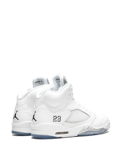 Air Jordan 5 Retro « Metallic Silver »