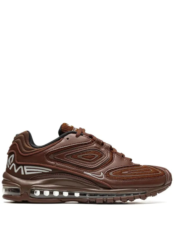 Nike
x Supreme baskets Air Max 98 TL