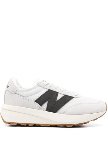 New Balance
baskets 370