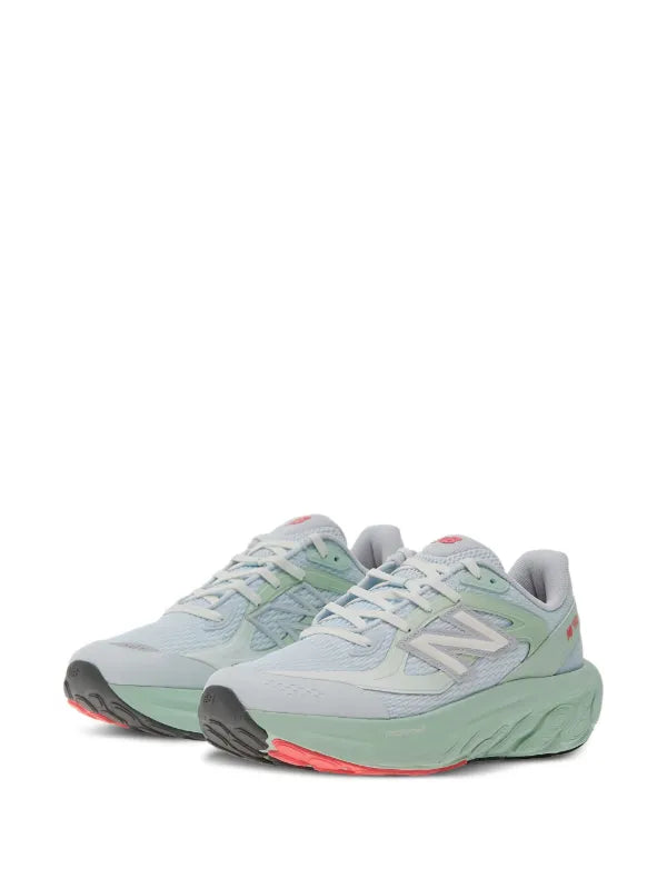 New Balance
baskets Fresh Foam à empiècments en mesh