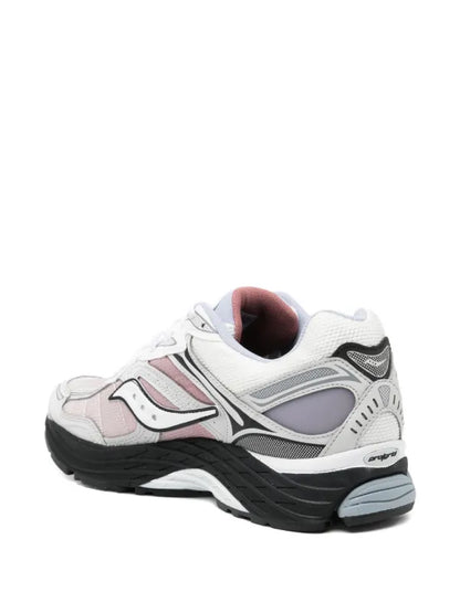 Saucony
baskets ProGrid Omni 9