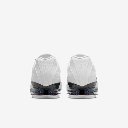 Nike Shox Z
Women's Shoes
