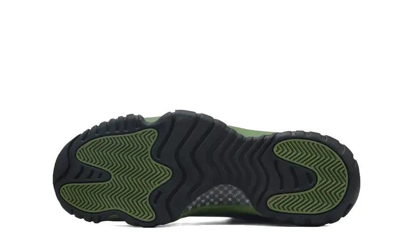 AIR JORDAN 11 RETRO ”MILITARY GREEN”