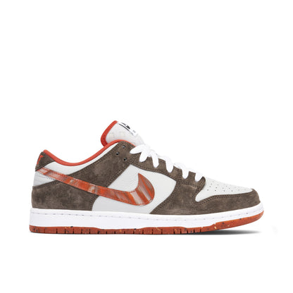 NIKE DUNK LOW SB X CRUSHED D.C.GOLDEN HOUR