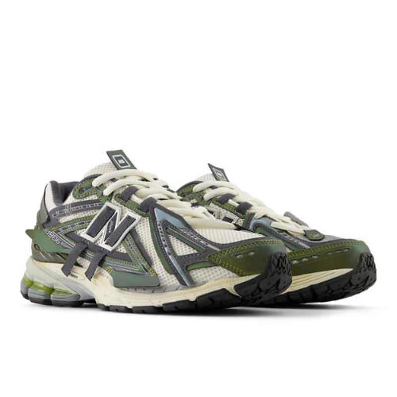 New Balance 1906A
"Olive Juice & Sea Salt"