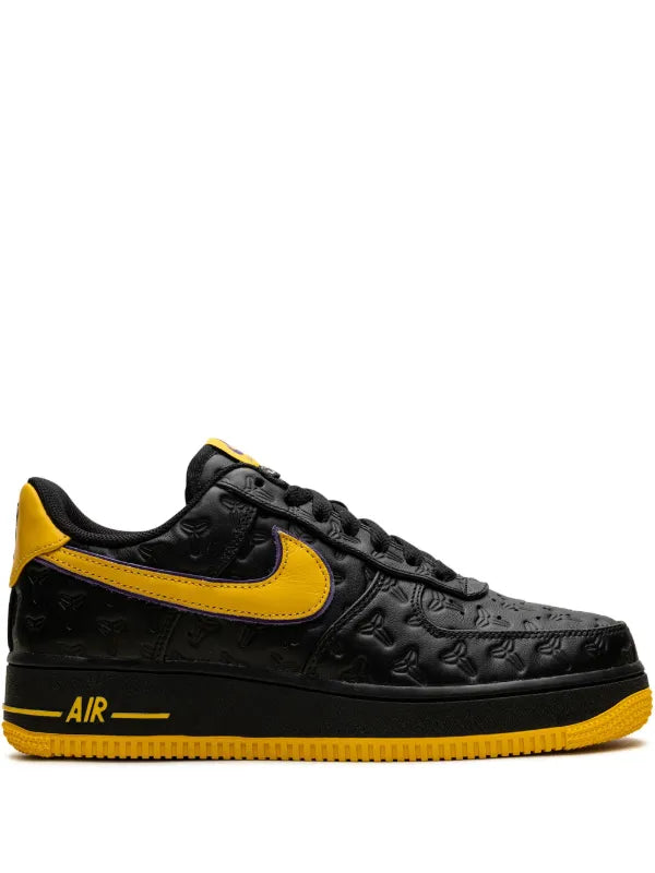 Nike x Kobe Bryant baskets Air Force 1 'Lakers Away - Black/Varsity Maize/Varsity Purple'