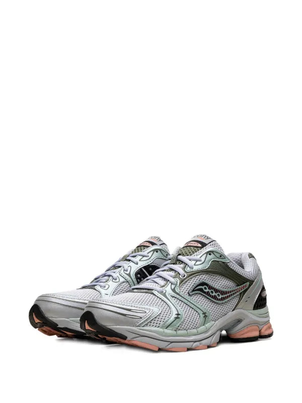 SAUCONY baskets ProGrid Triumph 4 CS