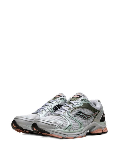 SAUCONY baskets ProGrid Triumph 4 CS