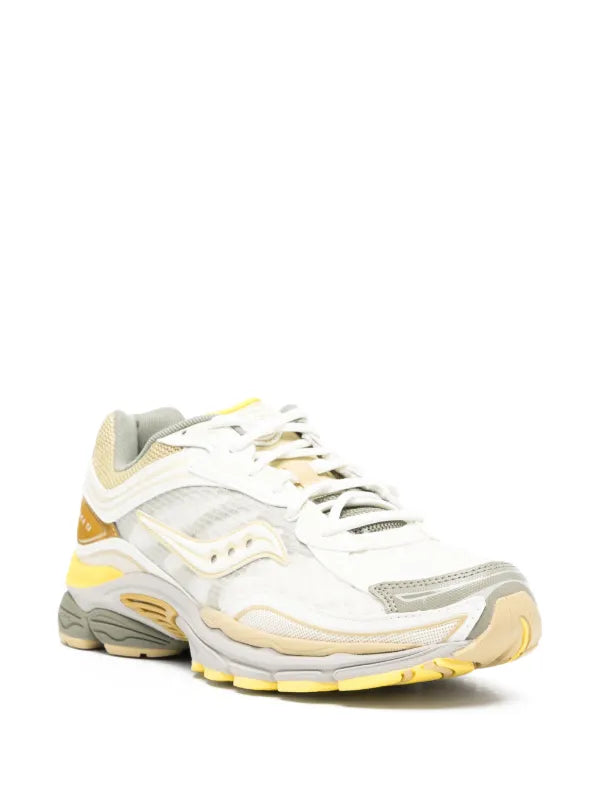 SAUCONY  ProGrid Omni 9