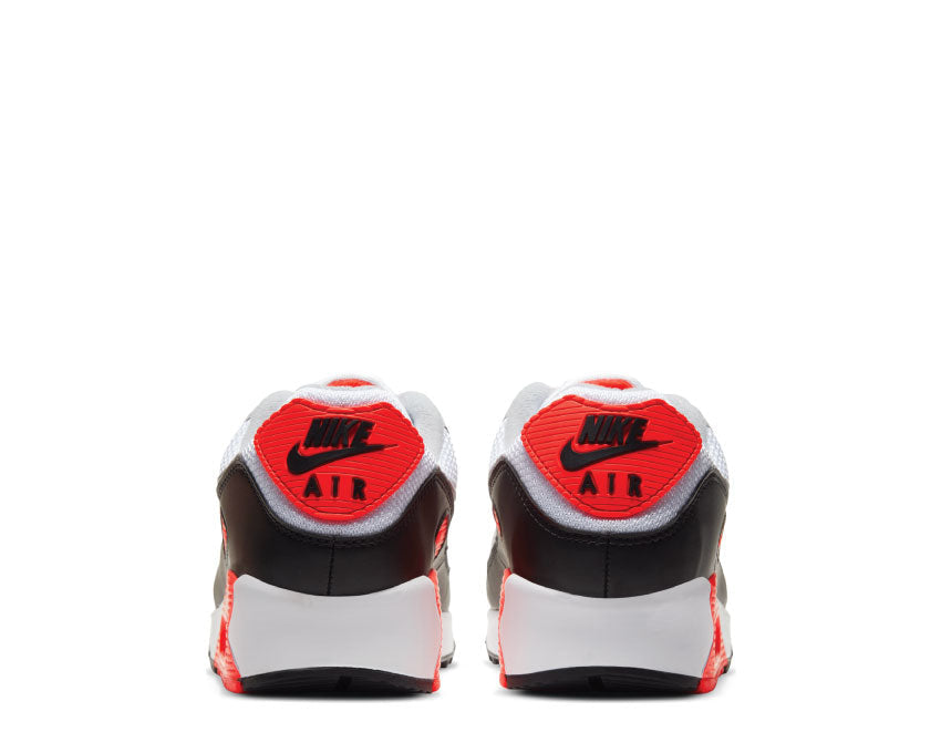 NIKE AIR MAX III