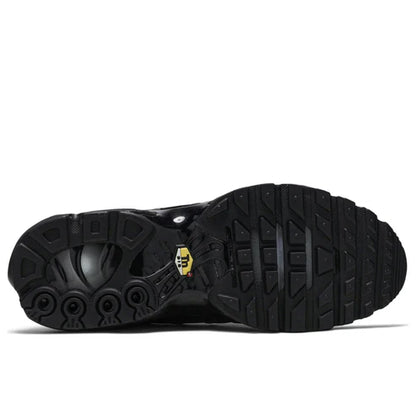 Nike Air Max Plus Triple Noir